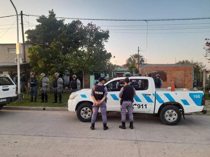 En tres allanamientos, la Pol.jpeg