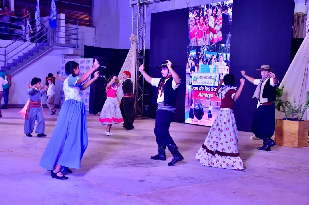 festival dia de la danza.jpeg