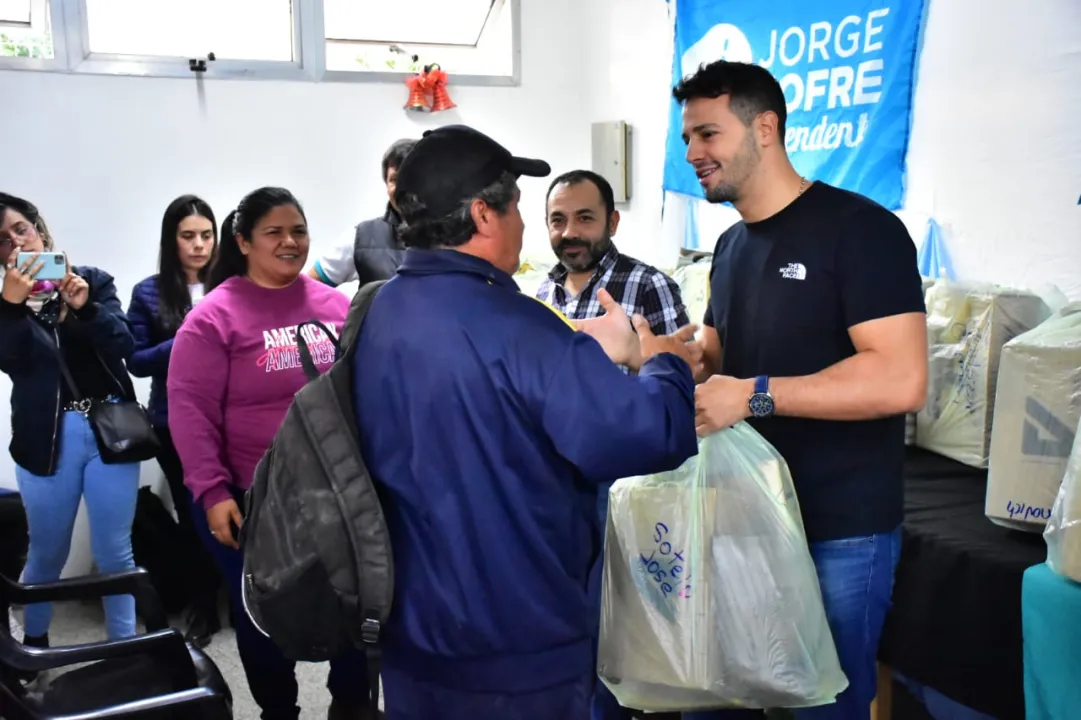 Entrega de indumentaria5.jpeg