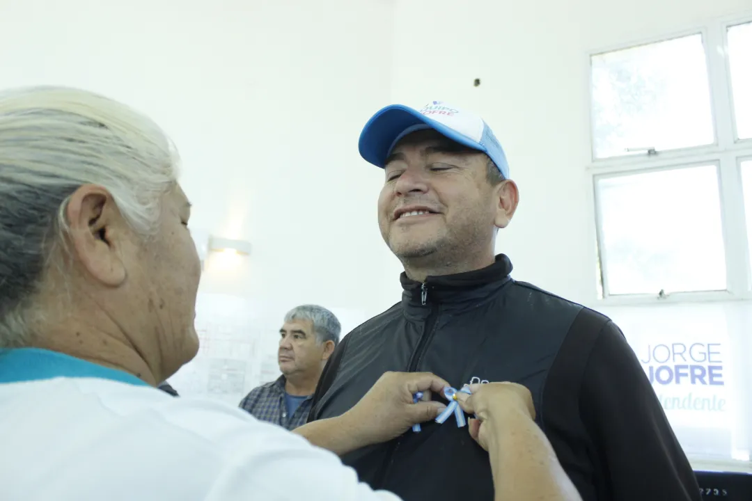 entrega escarapela1.JPG