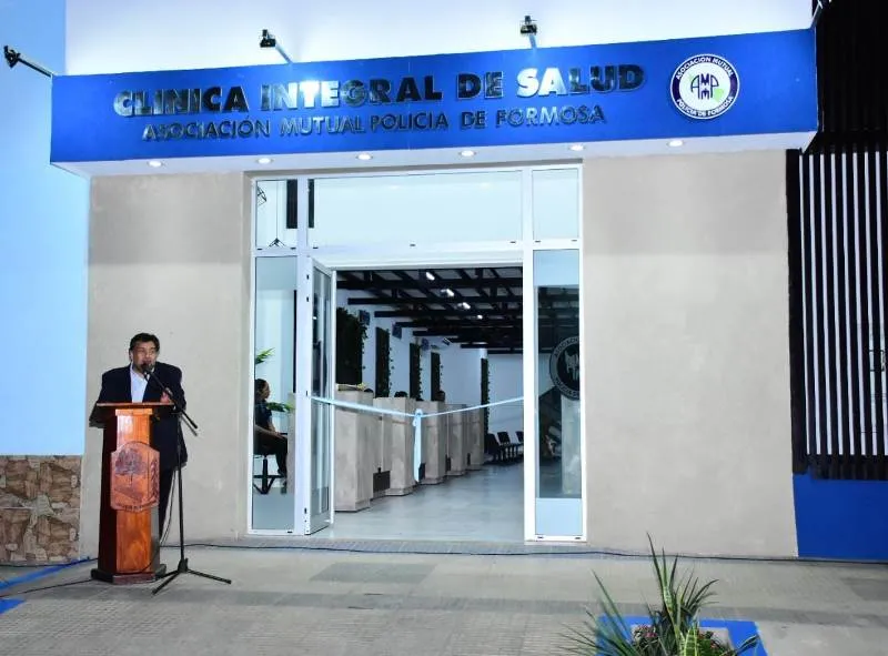 Mutual Policial Inauguraron ampliación edilicia y entregaron una ambulancia (4).jpeg
